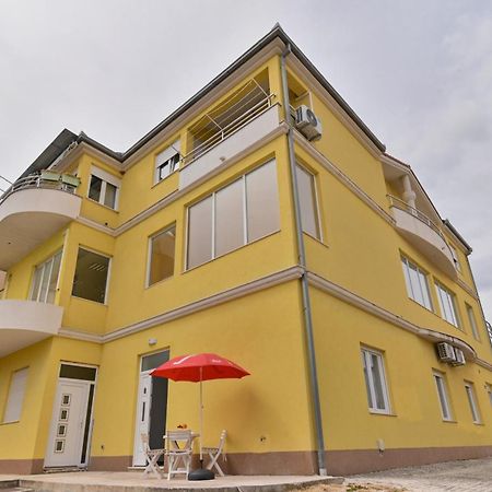 Apartmani Castrum Kaštela Екстериор снимка